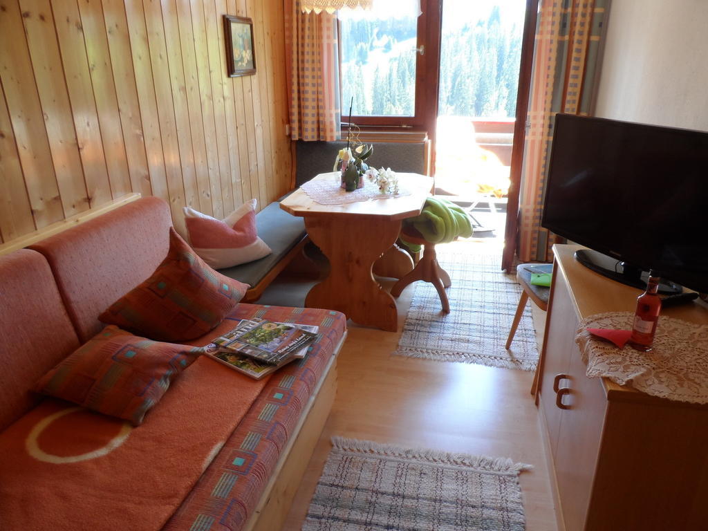Haus Brunneck Appartement Warth  Kamer foto